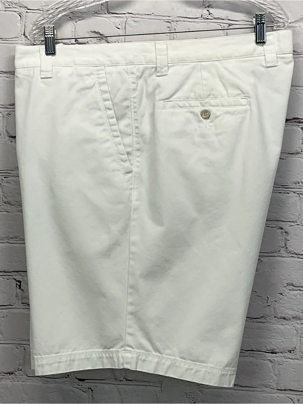 Dockers Shorts Men's Size 42 White Athleisure Casual Vacation Travel 100% Cotton